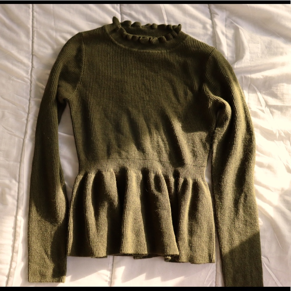 NWOT Shein green ruffled shirt